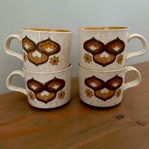 Palissy England ‘Kalabar’ mugs